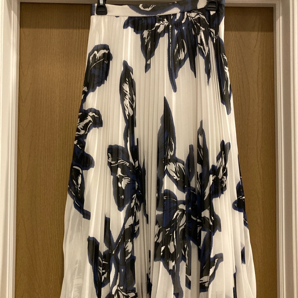 Banana Republic floral midi skirt